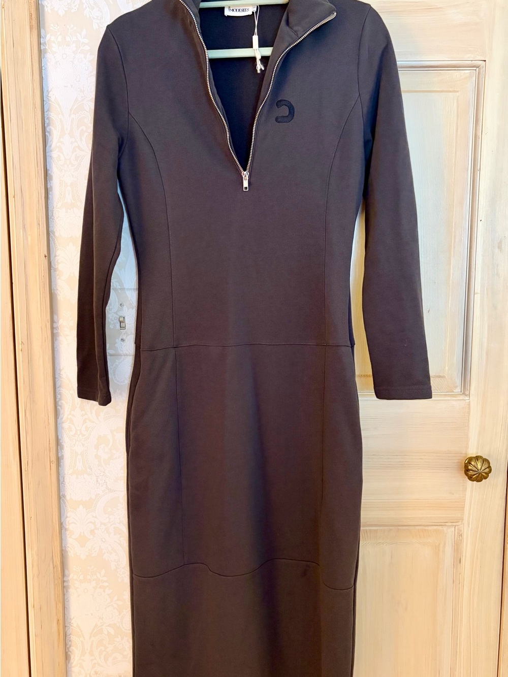Super Comfy - Long-Sleeve Zip-Front Midi Dress